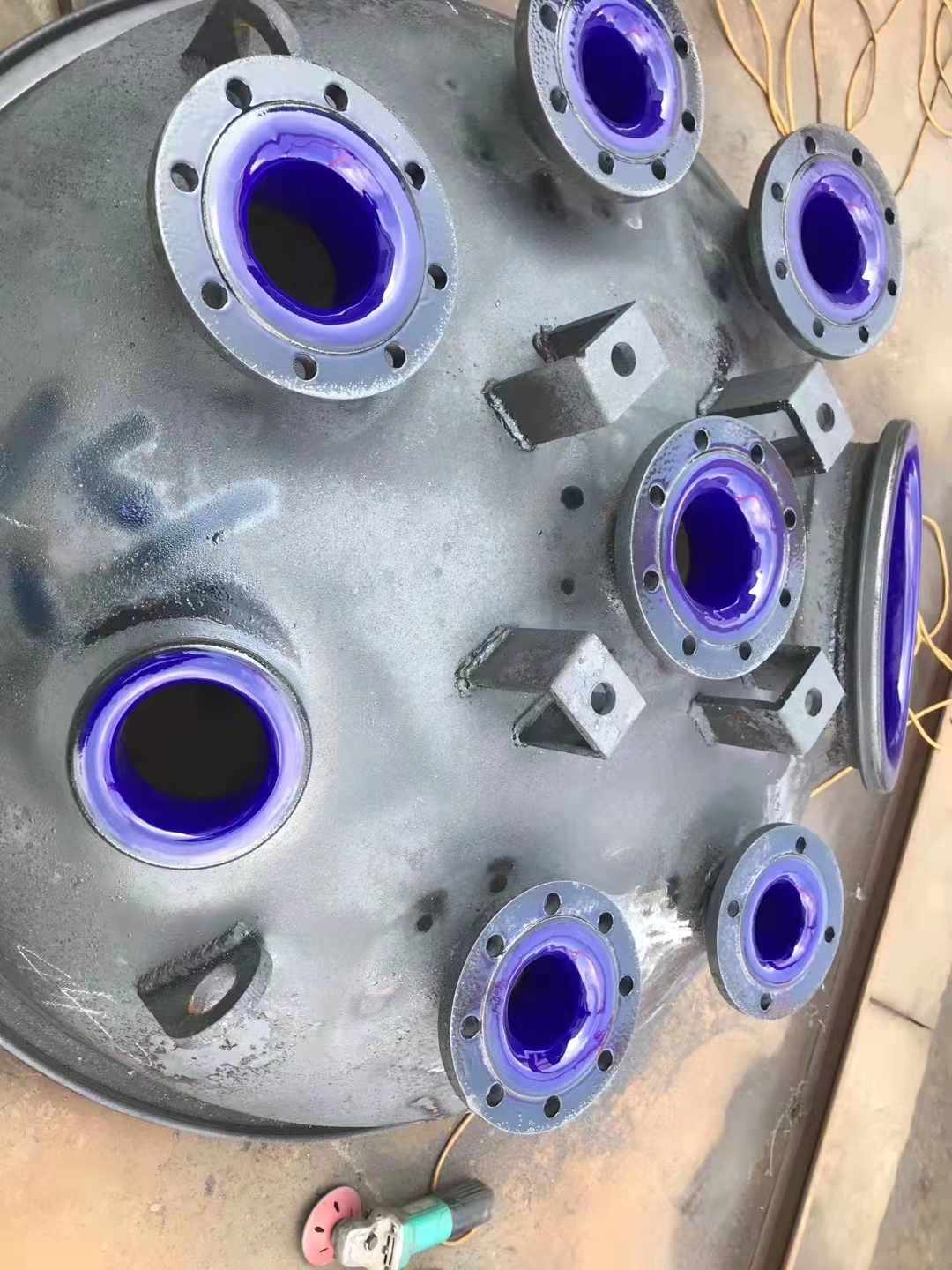 搪瓷反应釜釉面是由哪些成分组成