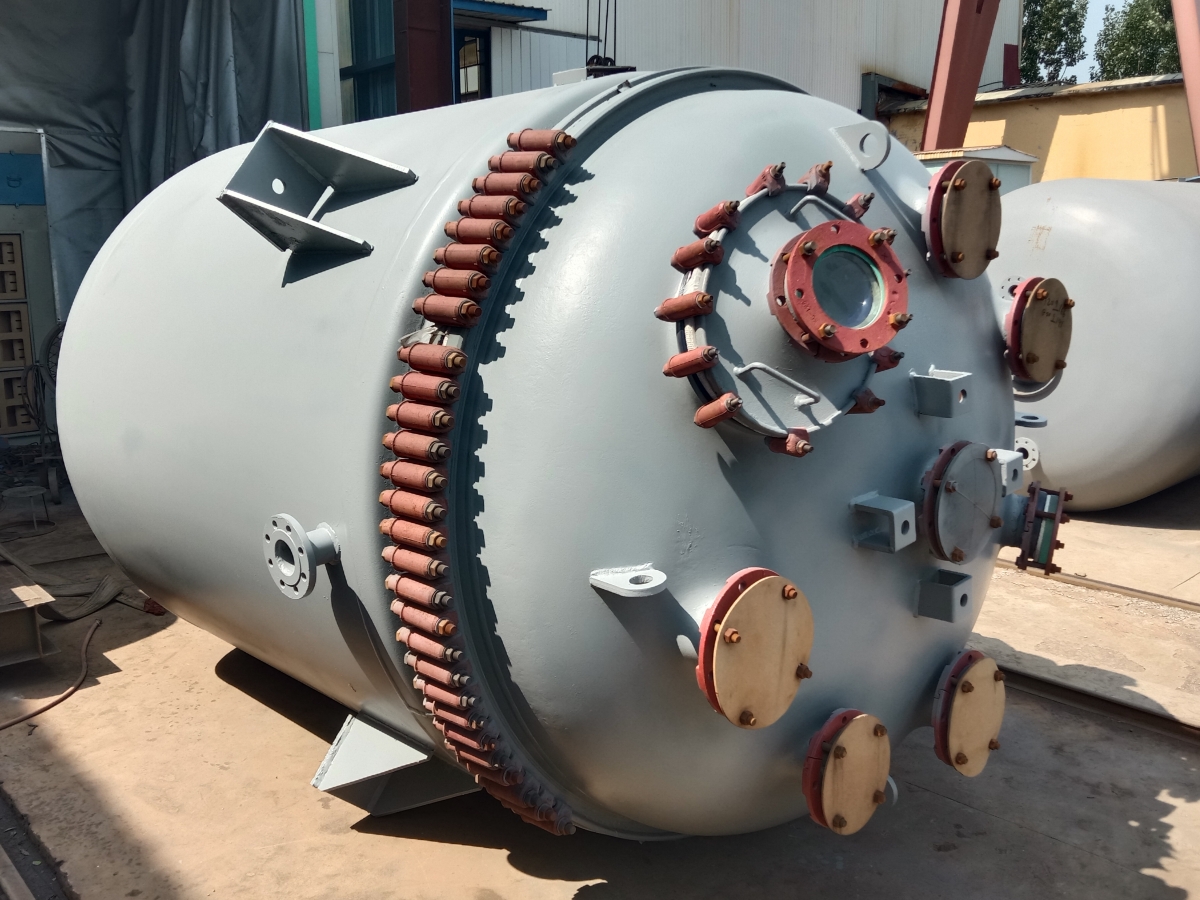 搪玻璃反应釜操作时的注意事项